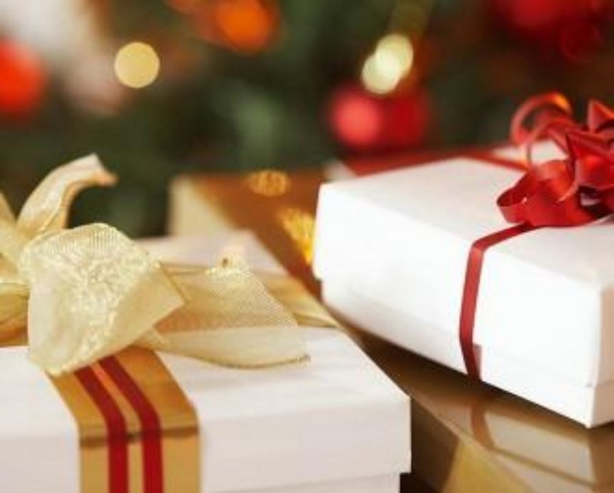 Санта поневоле: подарки детям на Рождество и не только