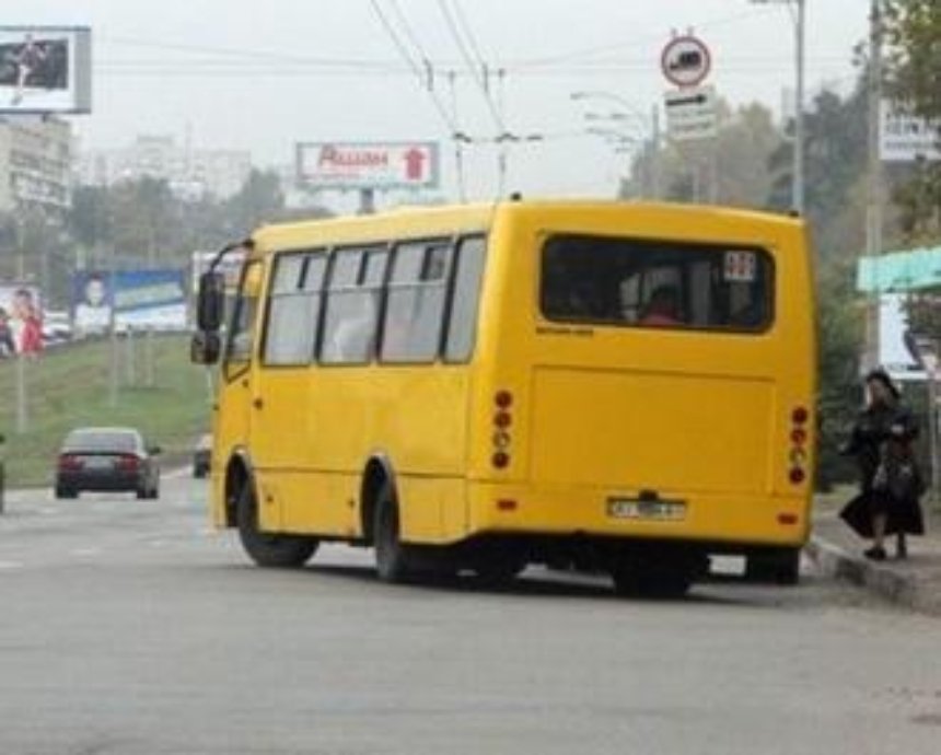 Киевские маршрутки проверят в срочном порядке из-за табуреток