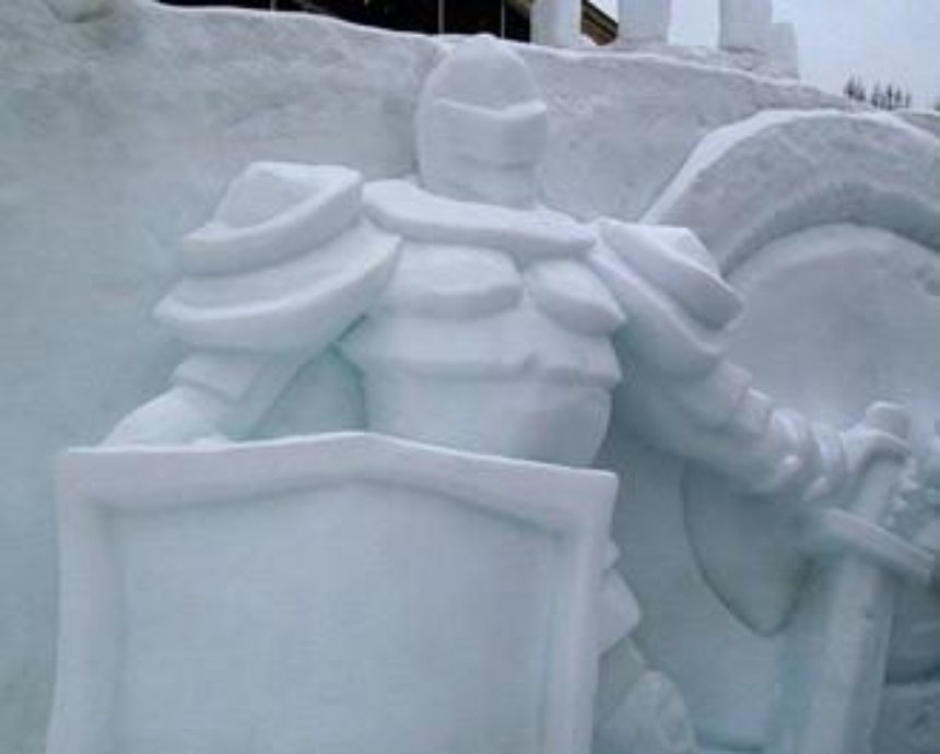 В Киеве зафиксировали рекорд - 25-метровую снежную композицию