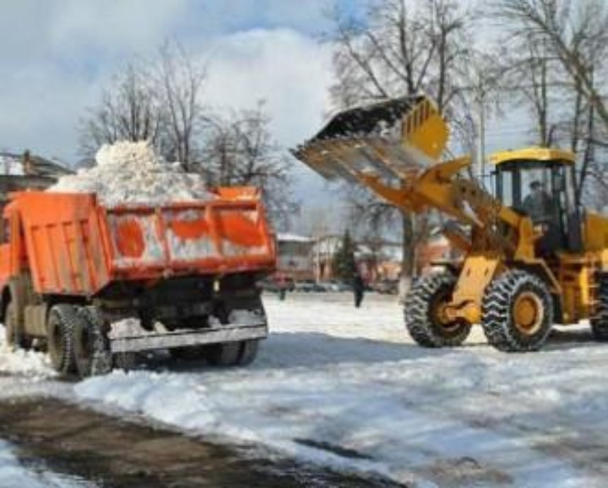 В Киеве коммунальщики будут убирать снег круглосуточно