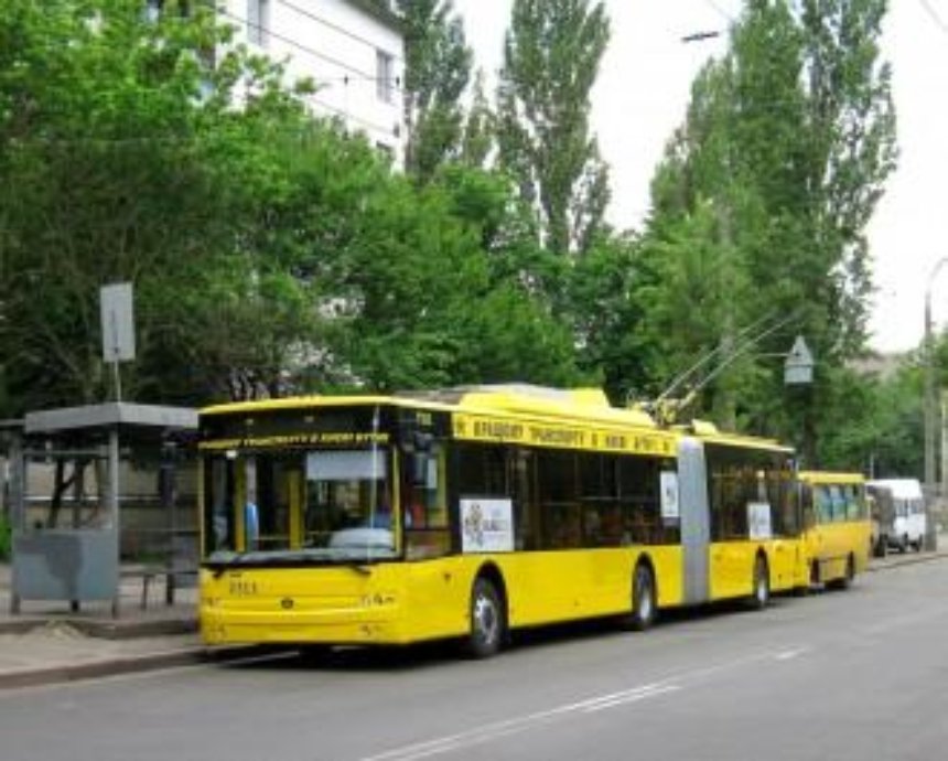 В Киеве временно изменят работу шести маршрутов троллейбусов
