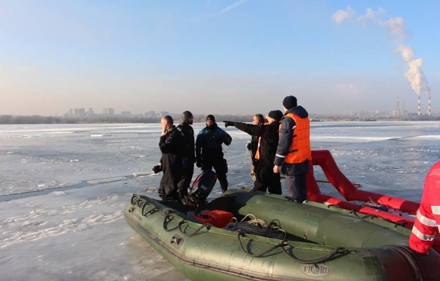 Хороший улов: столичные спасатели сняли со льда более 50 рыбаков (фото)