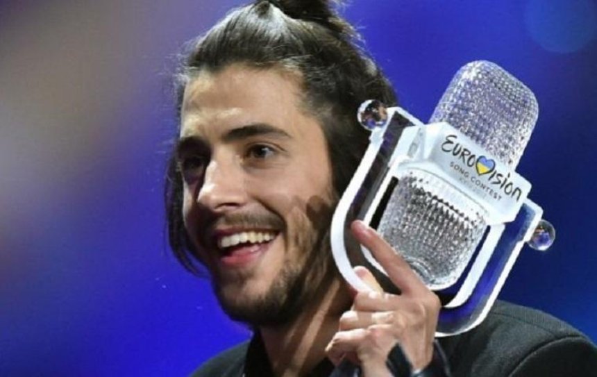 Победитель Евровидения 2017 вышел из больницы после пересадки сердца