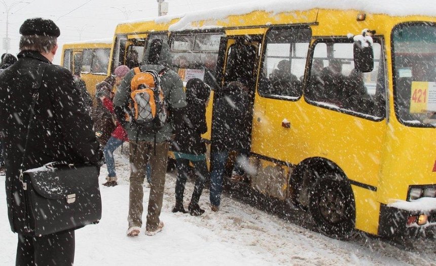 В Києві знову почав дорожчати проїзд в маршрутках