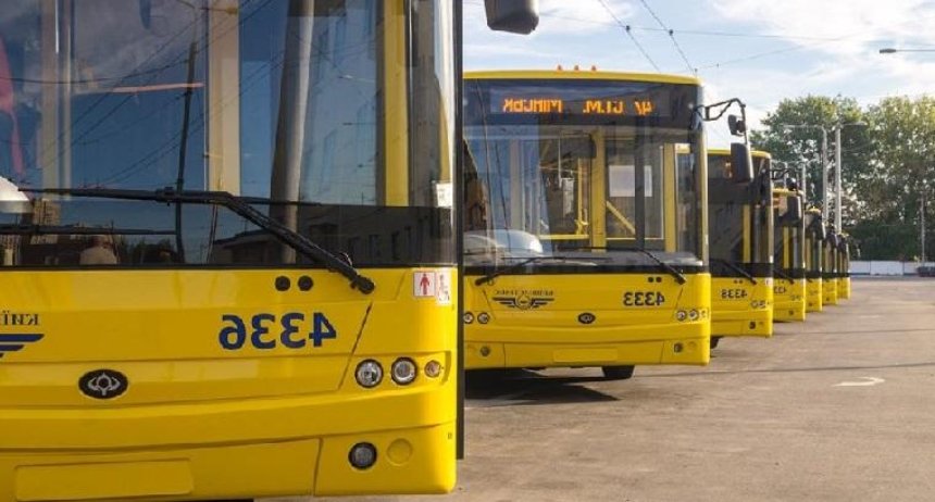 Кияни вимагають замінити маршрутки автобусами