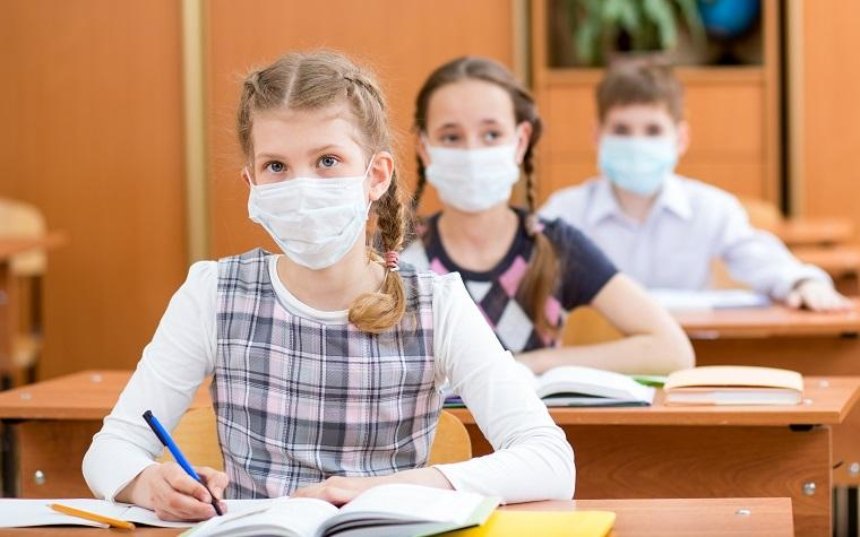 В четырех столичных школах отменили занятия из-за гриппа