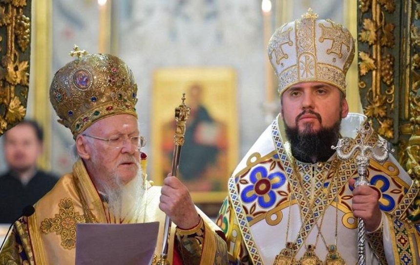 Православная церковь Украины получила томос из рук константинопольского патриарха (фото)
