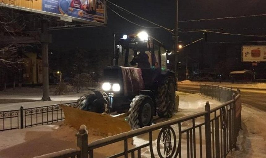 «Киевавтодор» продолжает работу по усилению безопасности улиц при снегопадах
