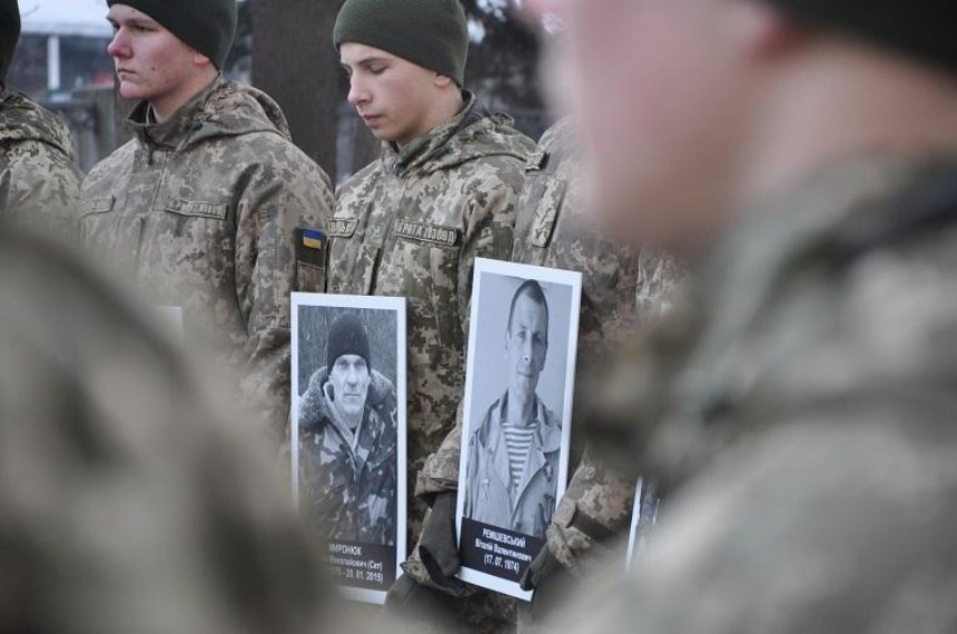 В Киеве пройдет панихида по погибшим защитникам Донецкого аэропорта