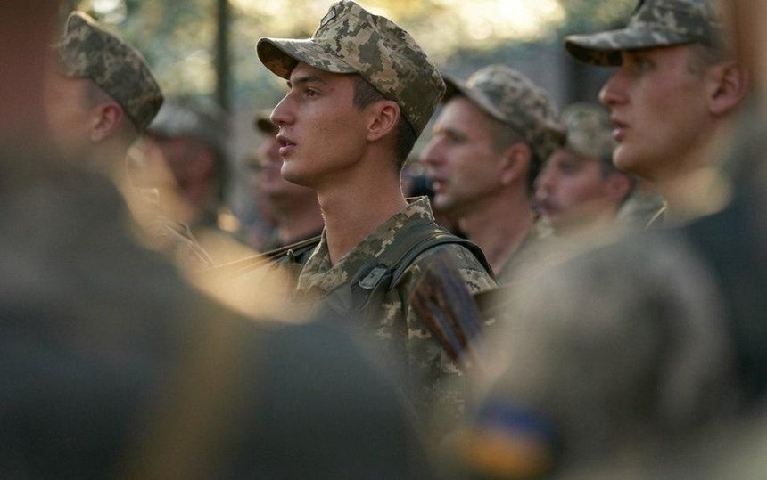 В Украине возобновили призыв в армию с 18 лет