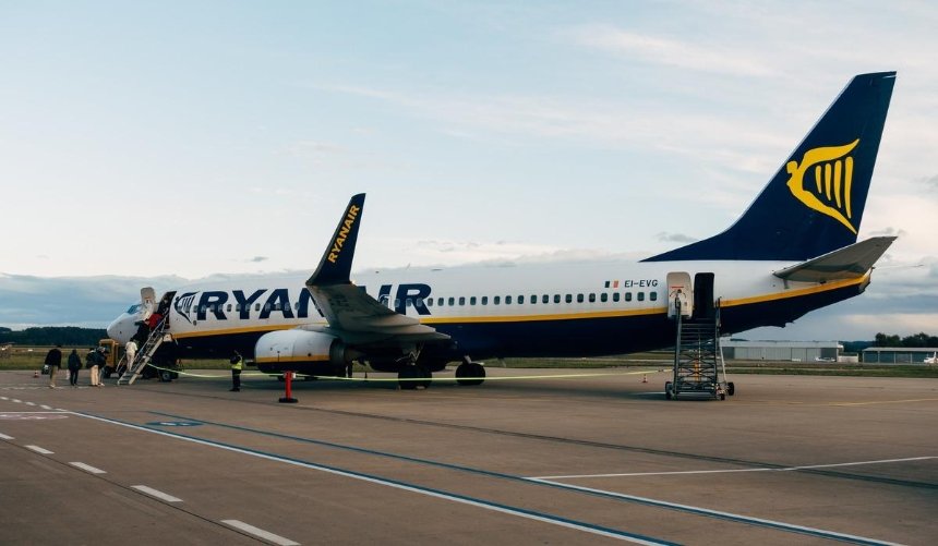 В Ryanair продлили возможность бесплатно изменить дату рейса при бронировании до конца марта