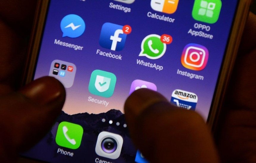 WhatsApp обязал пользователей делиться личными данными с Facebook