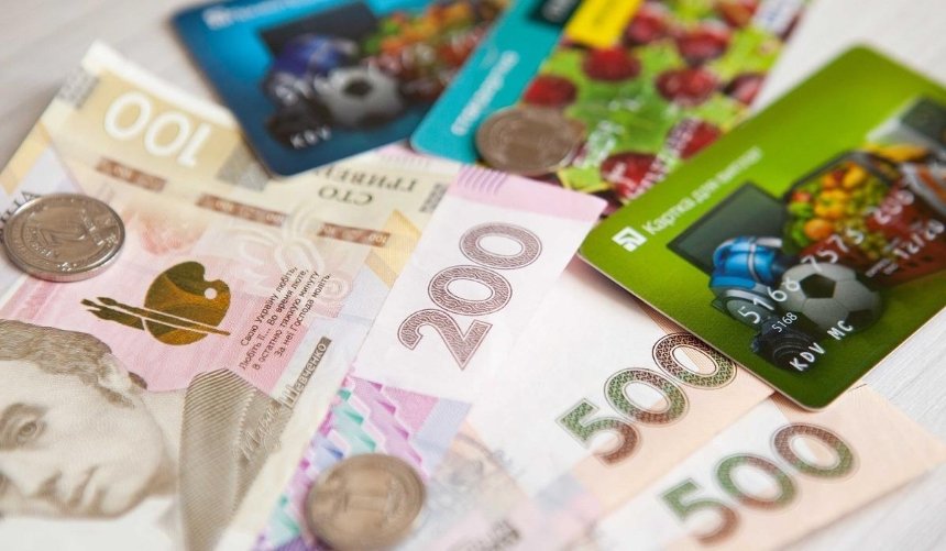 В отделениях «Укрпошти» теперь можно пополнить банковскую карту