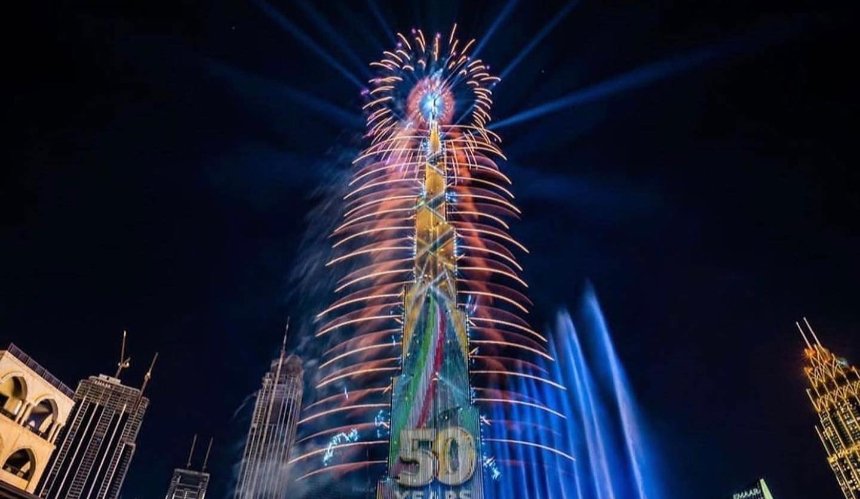 Украинцы устроили LED-шоу на небоскребе «Бурдж-Халифа»