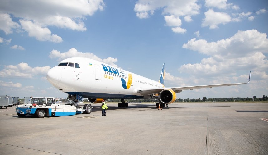Azur Air получила разрешение на рейсы Грецию, Италию, Испанию и Кипр