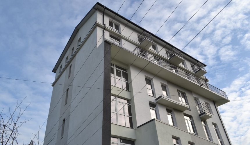 Суд разрешил снести во Львове незаконную многоэтажку: все квартиры в ней проданы