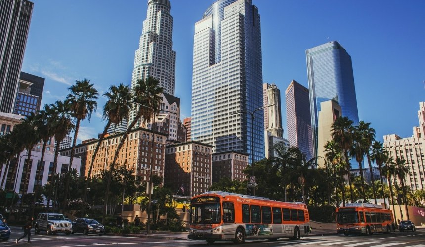 Автобусы в Лос-Анджелесе почти два года были бесплатными: результаты эксперимента