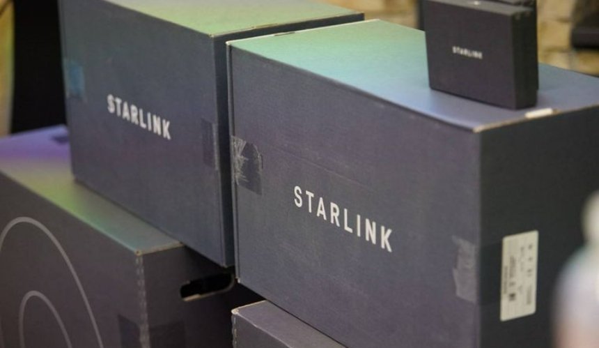Україна отримала 30 тисяч терміналів Starlink — Мінцифри
