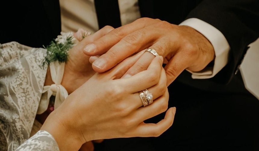 Українці зможуть одружитися та розлучитися за кордоном