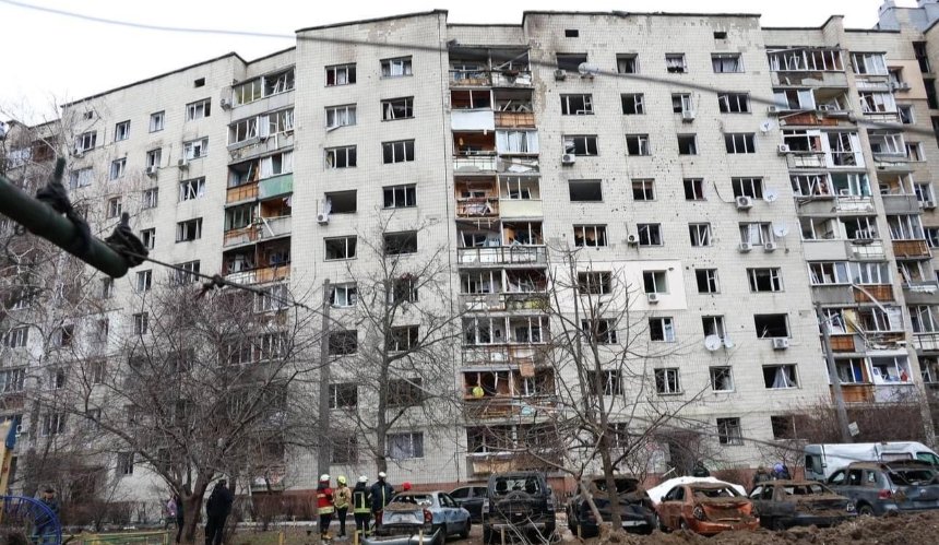 У Вишневому після російської атаки пошкоджено 11 багатоквартирних будинків