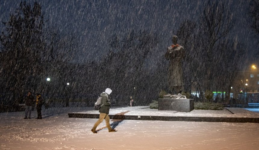 Вчора у Києві була снігова гроза: що відомо про рідкісне погодне явище