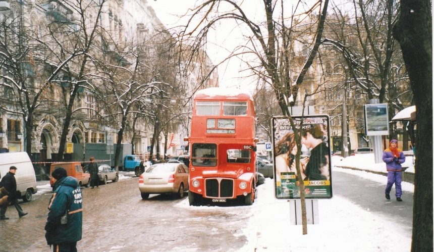 Лондонський автобус-кав’ярня на Городецького працює останній день