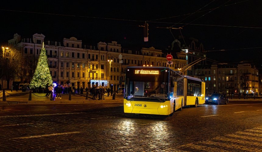 20 і 21 січня низка автобусів та тролейбусів змінять свої маршрути