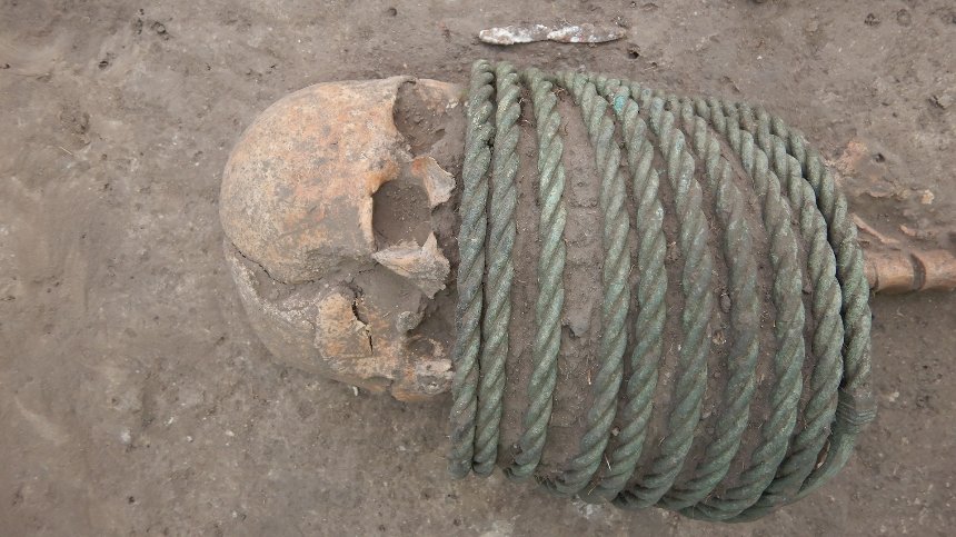 За 80 кілометрів на південь від Києва археологи розкопали кладовище, приблизний вік якого — 1000 років
