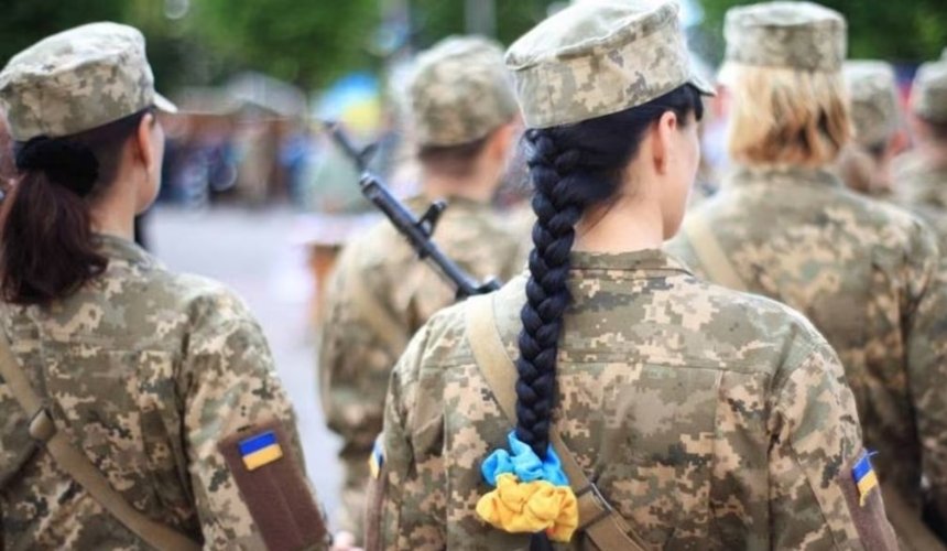 Український бренд запустив ініціативу, яка допоможе забезпечити військовослужбовиць якісною білизною