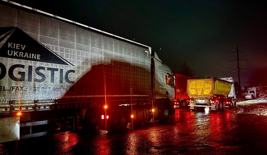 Негода на Київщині: як працюють пункти обігріву для водіїв