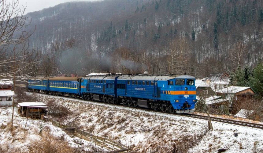 Укрзалізниця оновила графіки поїздів: продаж квитків на рейси з 22 січня вже відкрили