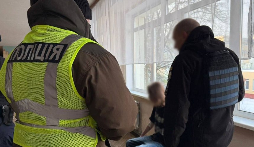 Напад учня в школі на Оболоні: перевіряють вплив російських спецслужб