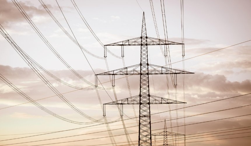 На Київщині 15 січня діють стабілізаційні відключення світла: які графіки