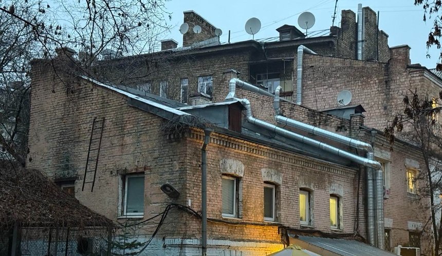 Кличко підтримав петицію за збереження найстарішого будинку в "Дворику з воронами"