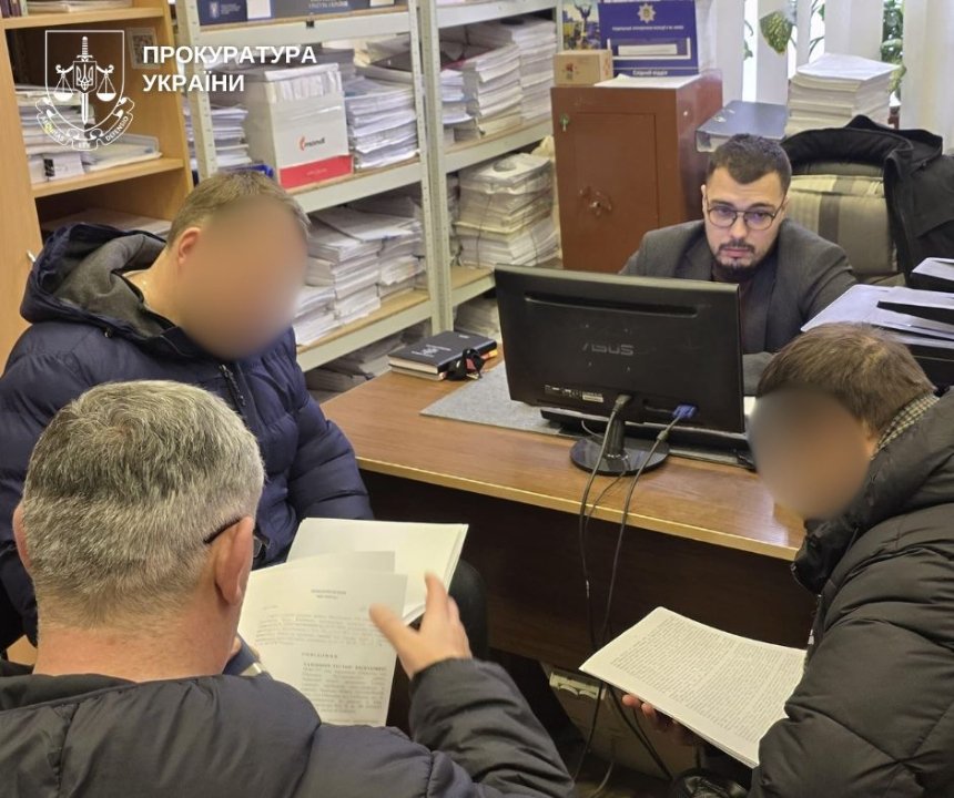 Розтратили 4,5 млн грн на ремонті вул. Кирилівської: посадовцям КМДА вручили підозри