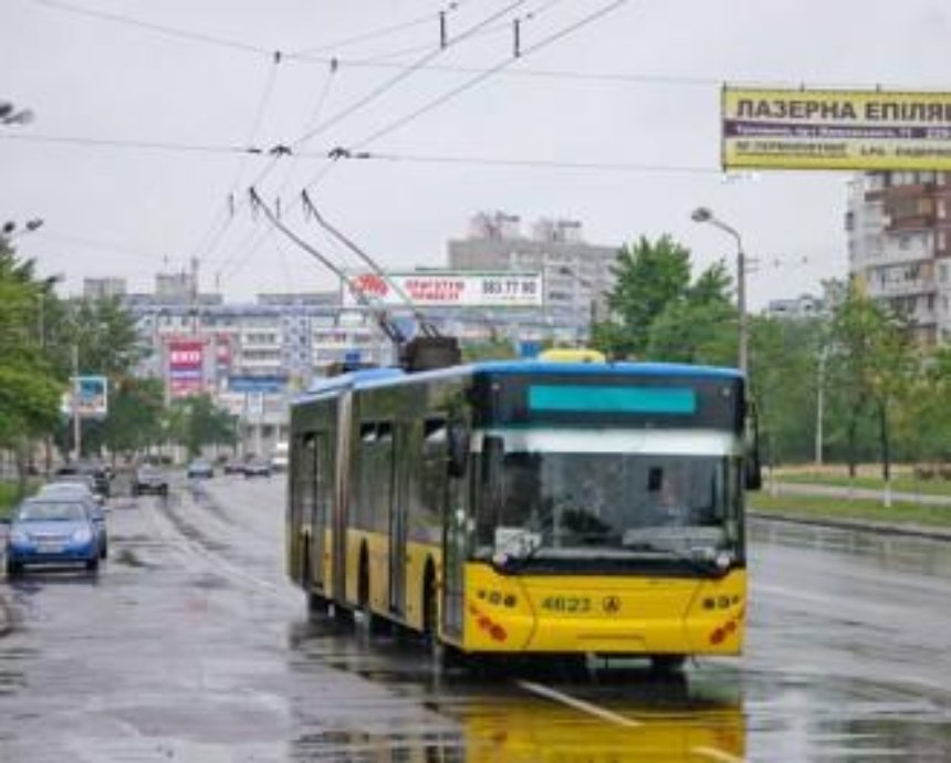 В Киеве из-за ярмарки изменят работу транспорта на Троещине
