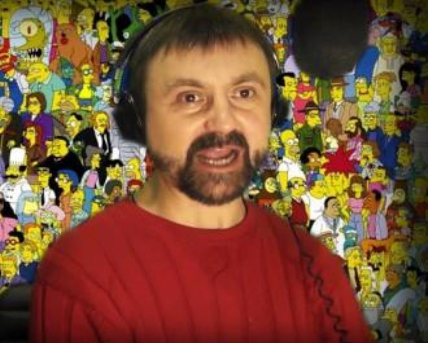 Вiн говорить українською за 23 героїв «Сімпсонів» (відео)