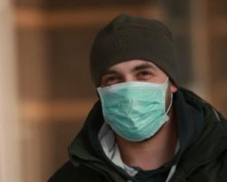 В киевском метро раздадут маски от гриппа