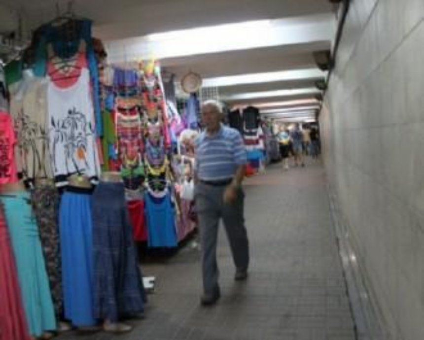В подземных переходах и метро Киева могут запретить торговлю