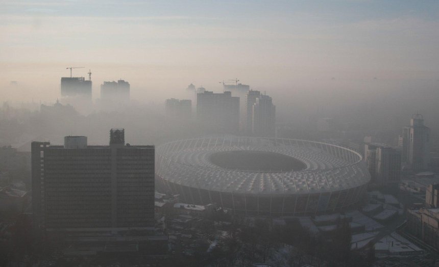 Трудно дышать: названы места с самым загрязненным воздухом в Киеве