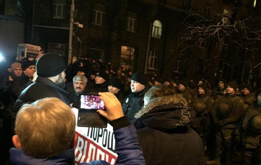 В центре столицы между сторонниками Саакашвили и полицией произошла стычка (фото)