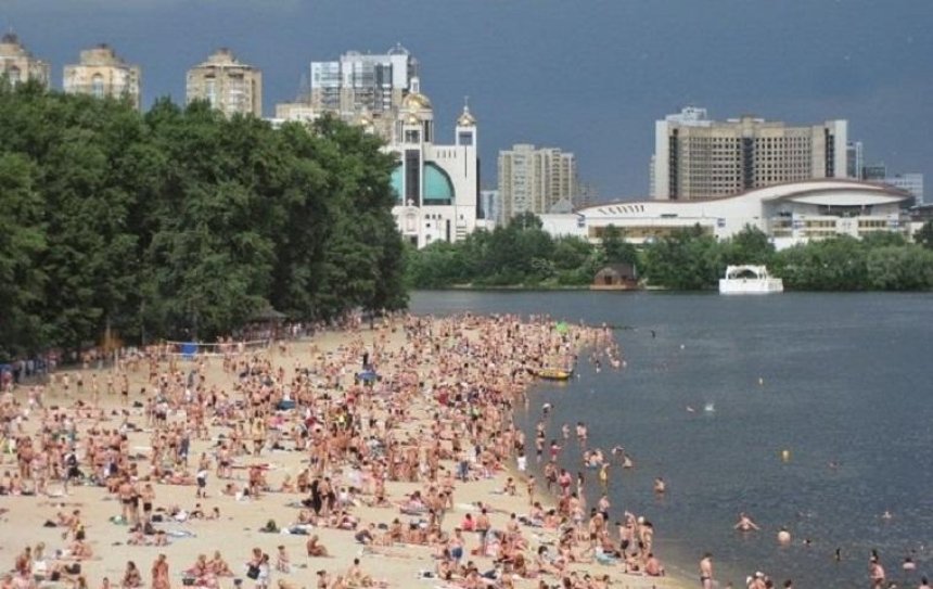 Киевские пляжи почистят за 22 миллиона