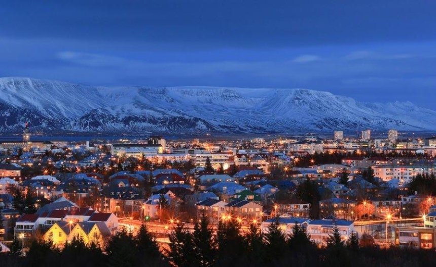 МАУ начала продавать билеты в Исландию