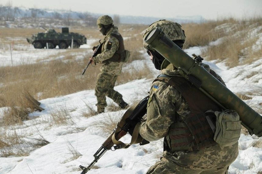Украинские военные отбили попытку российских боевиков прорвать линию разграничения