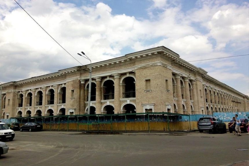 «В частную собственность передавать не будем»: в Киеве определились с назначением Гостиного двора