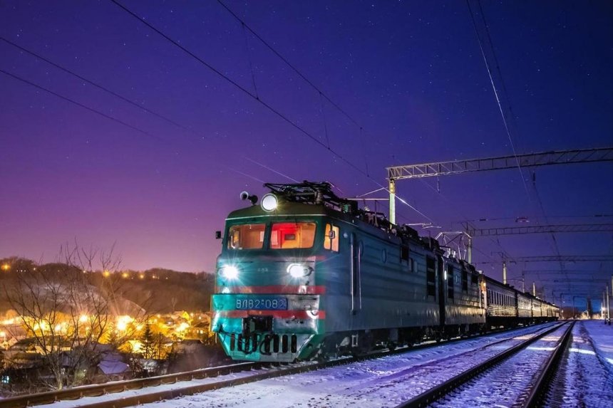 «Укрзалізниця» запустит из Киева дополнительный поезд в Черновцы