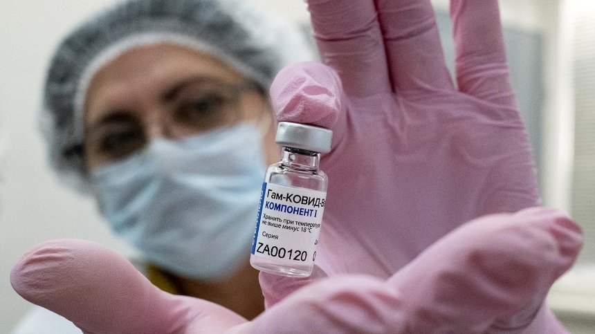 Кабмин запретил российскую вакцину от COVID-19 в Украине
