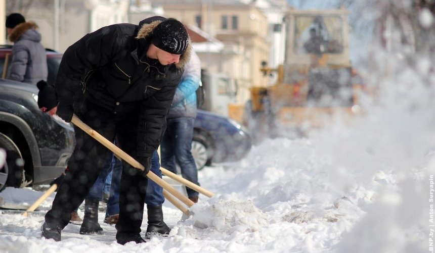 В Киеве вырос спрос на услуги по уборке снега: что чаще всего искали