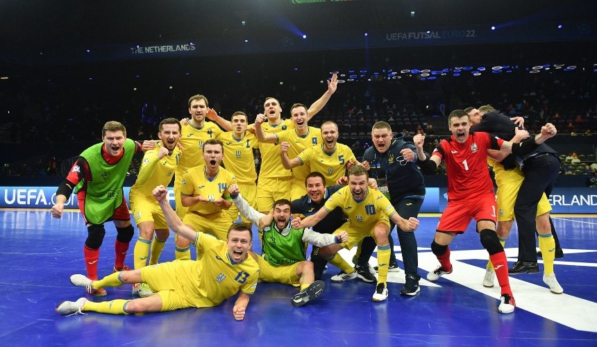 Украина вышла в полуфинал Евро по футзалу: это произошло впервые за 17 лет