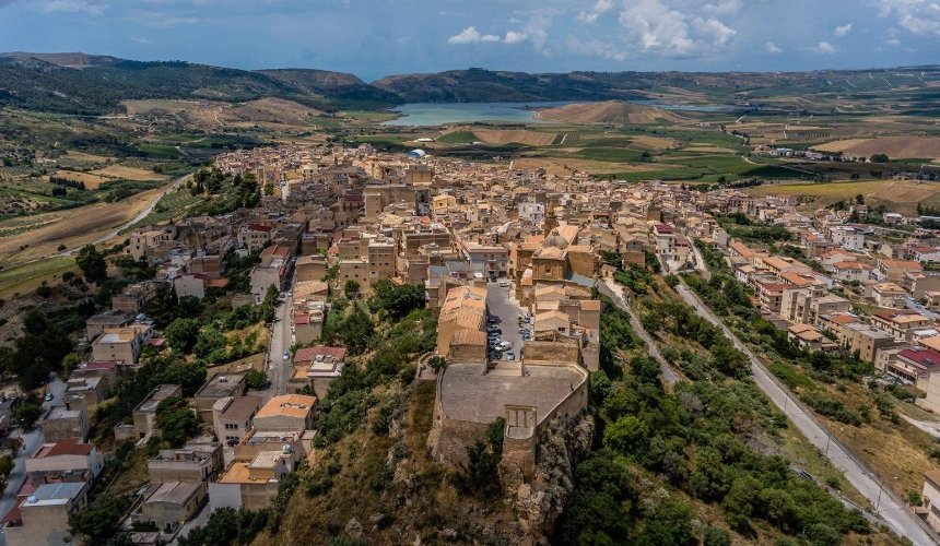 Airbnb ищет желающих пожить бесплатно на Сицилии: условия